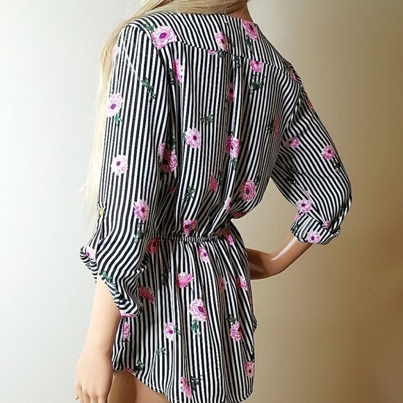 Justify Striped Floral Rose Pattern Long-Sleeve Tunic - Picture 4 of 12